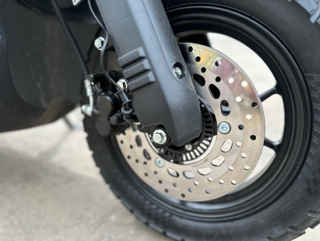 Скутер бензиновый GT TANK 02 черный