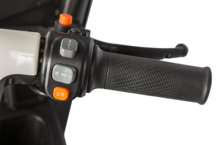 Электротрицикл Rutrike Gelbert Sarin 48V/60V 1000Вт коричнево-белый