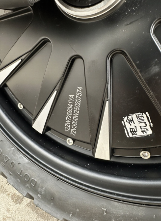 Электроскутер GT TANK 01 PRO 3000W 72V 30AH