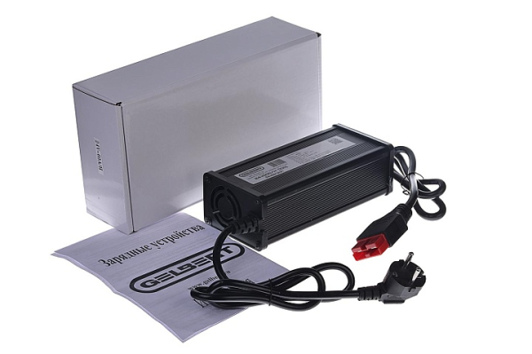 Зарядное устройство Gelbert для свинцовых аккумуляторов 24V60A/H (10A) Anderson